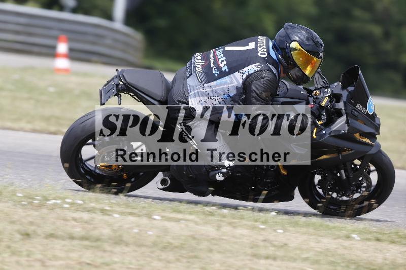 /30 23.06.2025 Get Faster Caremotion ADR/Rider Academy gruen/64